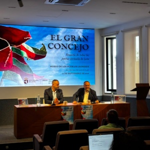 Emilio Morán y Gerardo Álvarez Courel en la presentación del Gran Concejo