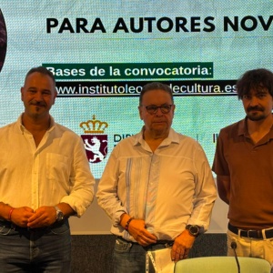 Presentación del nuevo premio literario Elena Santiago