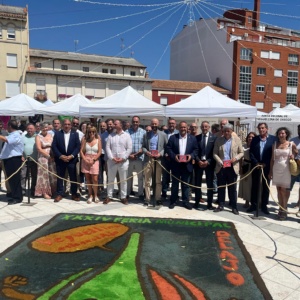 Un momento de la inauguración de la Feria Agroganadera y del Ajo de Veguellina