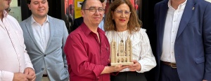 El hostelero José Javier Plaza recibe el premio 'Pulchra Leonina' como leonés distinguido en Sevilla