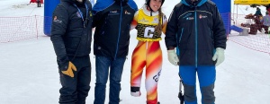 La estación de Valle Laciana-Leitariegos homenajea a María Martín-Granizo en su regreso a la nieve tras el éxito paralímpico
