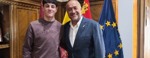 Courel destaca el “talento, esfuerzo, sacrificio y disciplina” de Enol Torre, campeón de Europa junior de descenso Down Hill