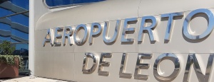 El Aeropuerto de León ofrecerá vuelos a siete destinos de playa durante la época estival